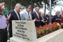 MUSTAFA TAŞKESEN - Vali Taşkesen, Şehit Kabirlerini Ziyaret Etti