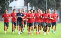 MARTİN LİNNES - Galatasaray'da Nigel De Jong İlk Antrenmanına Çıktı
