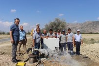 KARAKUYU - -Karakuyu Mahallesinde Su Sevinci