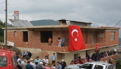 Şehidin Yapımı Yarım Kalan Evi Bitirilecek