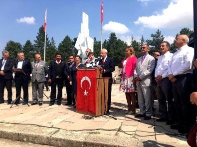 Tepebaşı Belediyesi, Dumlupınar'da Kılıçdaroğlu'na Eşlik Etti