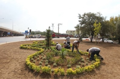 Topçularda Çevre Düzenlemeleri Devam Ediyor