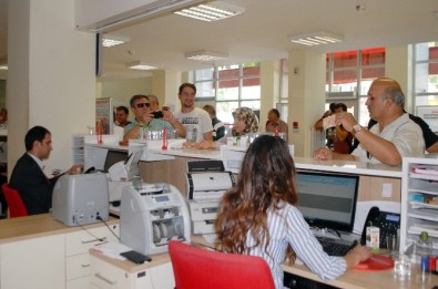 AK Parti Burdur İl Teşkilatından Dayanışma Kampanyası'na Destek