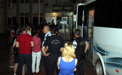 Aydın'da 250 Kişi Tutuklandı, 790 Personel Görevden Uzaklaştırıldı