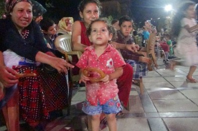 Demokrasi Nöbetlerinin 20. Gününde De İslahiye'de Meydan Doldu