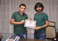 MURAT ERKAN - İHA Muhabiri Okay'a Başarı Belgesi