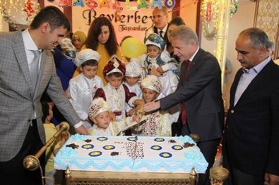 Sevgi Evleri'nde Kalan Çocuklar İçin Sünnet Töreni Düzenlendi