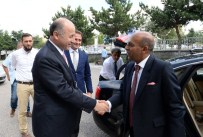 Sri Lanka Büyükelçisi Pakeer Mohiden Amza, Vali Azizoğlu'nu Ziyaret Etti