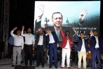 MURAT GÖKTÜRK - Demokrasi Nöbetinde Protokol Üyeleri İlahi Söyledi