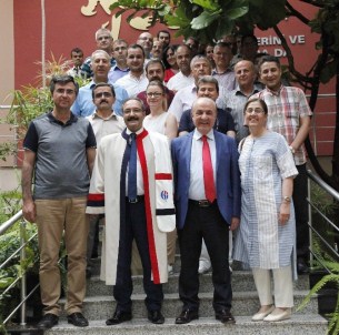 GAÜN'de Bayrak Değişimi