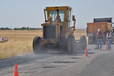 Kırsal Mahallelerdeki Yol Çalışmalarının Yüzde 50'Si Tamamlandı