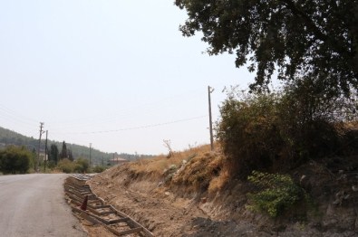 NATO Caddesi'nde Hummalı Çalışma
