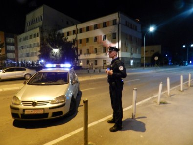 Parlamento Binasına Roketli Saldırı