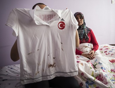 'Üzerine kan bulaşan milli formamı saklayacağım'