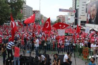 65 Bin Kişi Bursa 15 Temmuz Demokrasi Meydanı'na Akın Etti