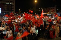 Samsun'da Demokrasi Nöbeti Devam Ediyor