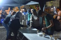 Demokrasi Nöbetinde Çay İkramı Tepebaşı'ndan