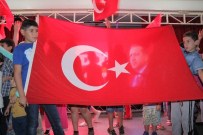 Elazığ'da Demokrasi Nöbeti Devam Ediyor