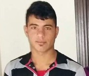 TAŞKıRAN - Motosiklet Koyun Sürüsüne Daldı Açıklaması 1 Ölü, 1 Yaralı