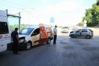 Samsun'da Trafik Kazası Açıklaması 2 Yaralı