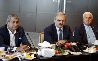 Antalya Valisi Münir Karaloğlu Gazetecilerle Buluştu Açıklaması
