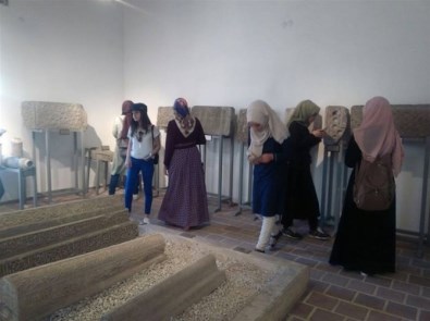 Bartınlı Gençler Konya'yı Gezdi