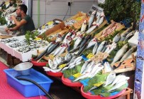 YANSıMA - İlk Gün Balık Pazarına Palamut Ve Hamsi Düştü