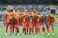 UMUT BULUT - Kayserispor Bu Sezon 24.2 Yaş Ortalamasına Sahip