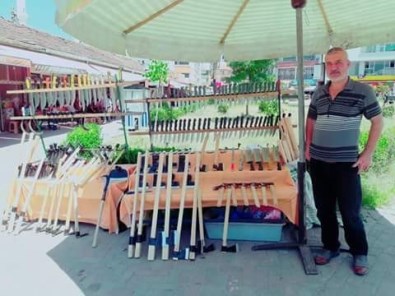 Kurban Bayram Öncesi Manda Boynuzu Bıçağı Yok Satıyor