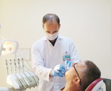 Protez Uzmanı Edirne Ağız Ve Diş Sağlığı Merkezi'nde