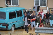 SELÇUK ASLAN - Rize'de Şiddetli Yağış
