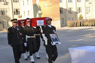 Şehit Uzman Çavuş Halit Şıltak İçin Siirt'te Tören Düzenlendi