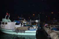 AV YASAĞI - Şiddetli Poyraz Sebebiyle Balıkçılar 'Vira Bismillah' Diyemedi