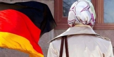 Almanya'da Müslümanlara zulüm bitmiyor