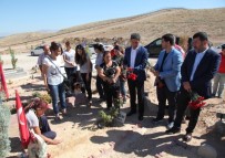 Ankara'da 10 Ekim'deki Patlamada Ölenler Anıldı