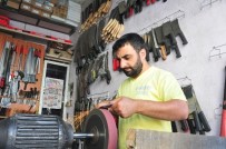 KOYUN KIRPMA - Bıçaklar Kurbanlıklar İçin Bilendi