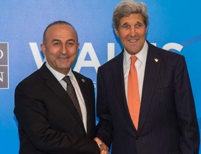 Çavuşoğlu'ndan Kerry'e Suriye telefonu
