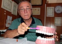 DİŞ DOKTORU - Diş İpi, Kurban Etine Karşı