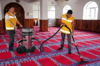 BAYRAM NAMAZI - İbadethaneler Bayrama Hazır