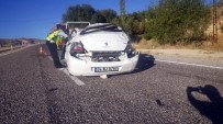 Sivas'ta Trafik Kazası Açıklaması 2 Yaralı