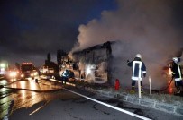OTOBÜS YANGINI - Tosya'da Seyir Halindeki Yolcu Otobüsü Yandı