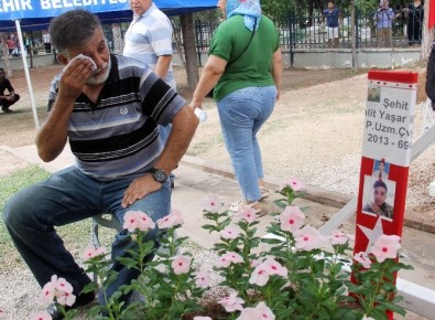 15 Temmuz Şehidinin Babası Gözyaşlarına Boğuldu