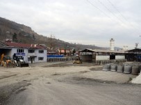 KAMUSAL ALAN - Trabzon Büyükşehir Belediyesi Fabrika Gibi Çalışıyor