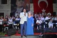 MUSTAFA TAMER - Yeni Foça'da Türk Sanat Müziği Gecesi