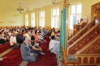 BAYRAM NAMAZI - Macaristan'da Müslümanlar Bayram Namazında Buluştu