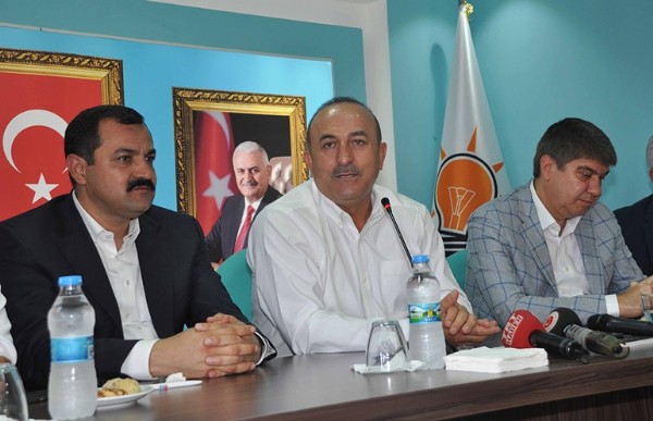 'Büyükelçiniz vali değil'