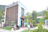 BAYRAM HEDİYESİ - Cazibe Merkezi'ndeki Akvuryuma Büyük İlgi