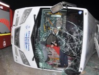 Yolcu minibüsü devrildi: 2 ölü!