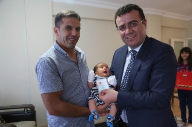 Taşçı'dan Minik Ömer Halis Demir'e Ziyaret