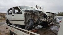 BAĞLıKAYA - Aksaray'da İki Otomobil Çarpıştı Açıklaması 8 Yaralı